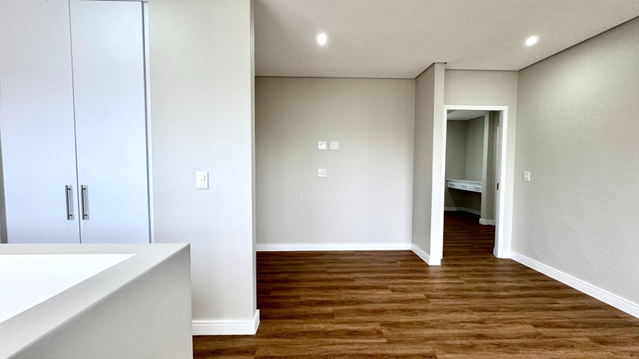 3 Bedroom Property for Sale in Croydon Gardens Estate Western Cape